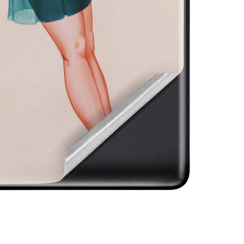 Betty Boop On the Phone Google Pixel 6 Pro Skin